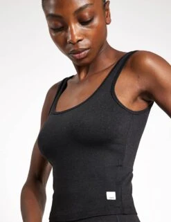 Vuori Halo Essential Tank - Black Heather -Outlet Elevate Activewear Store Vuori Halo Essential Tank VW1089 HBK Black Heather 0003