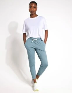 Vuori Performance Jogger - Iron Heather -Outlet Elevate Activewear Store Vuori Performance Jogger VW303 HIR Iron Heather 0002