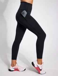 Kickstart Pocket 7/8 Legging - Black -Outlet Elevate Activewear Store YMO 7 8 Pocket leggings BLACK 2