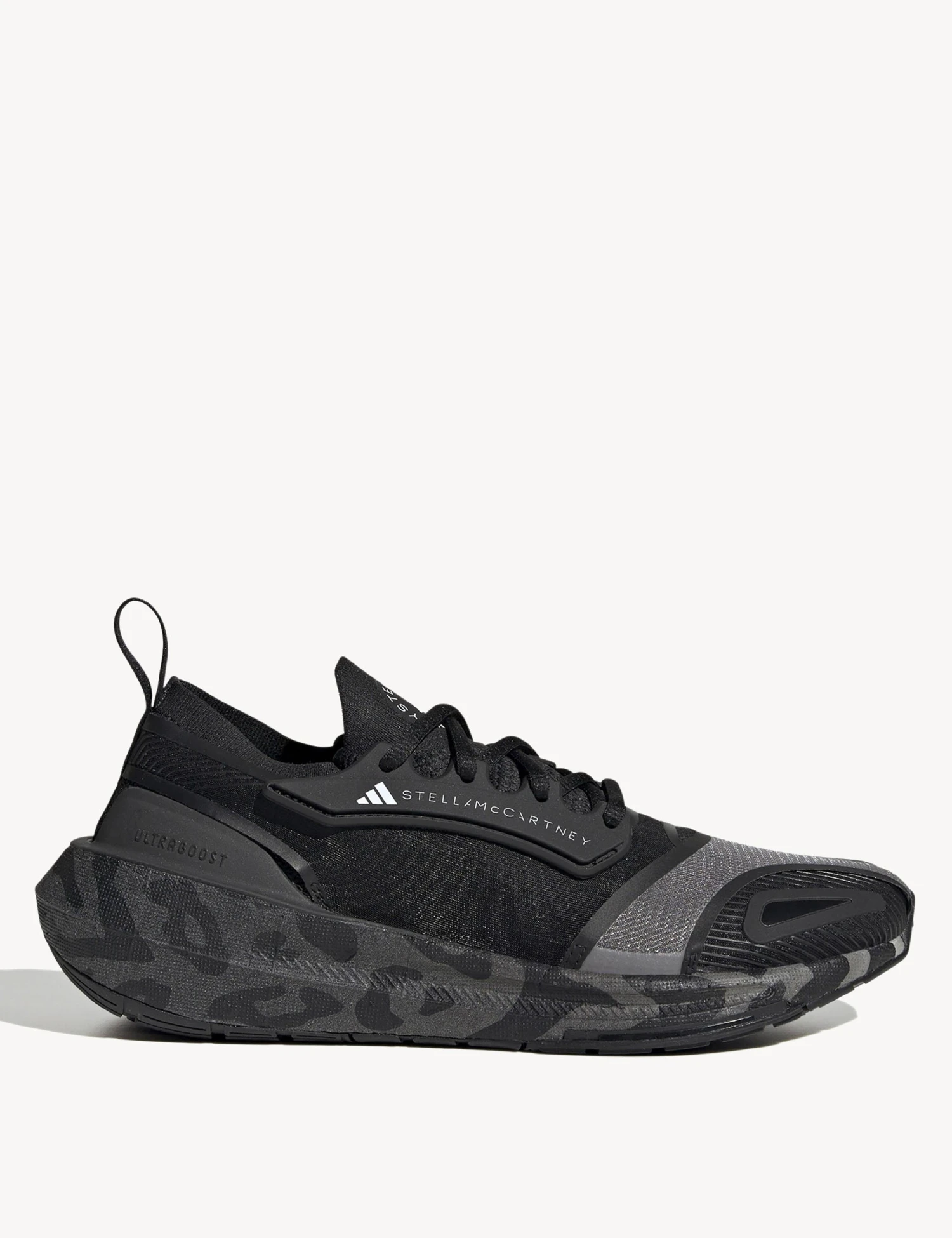 Ultraboost Light Shoes - Core Black/Cloud White 1 Ultraboost Light Shoes - Core Black/Cloud White