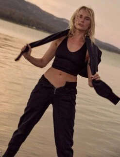 Free Throw Long Crop - Black -Outlet Elevate Activewear Store free people movement free throw long crop black OB1558191 0010 3