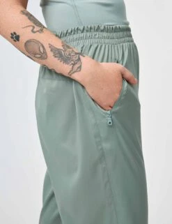 Summit Track Pant - Chinoiserie 10 Summit Track Pant - Chinoiserie -Outlet Elevate Activewear Store girlfriend collective summit track pant chinoiserie 6011 4