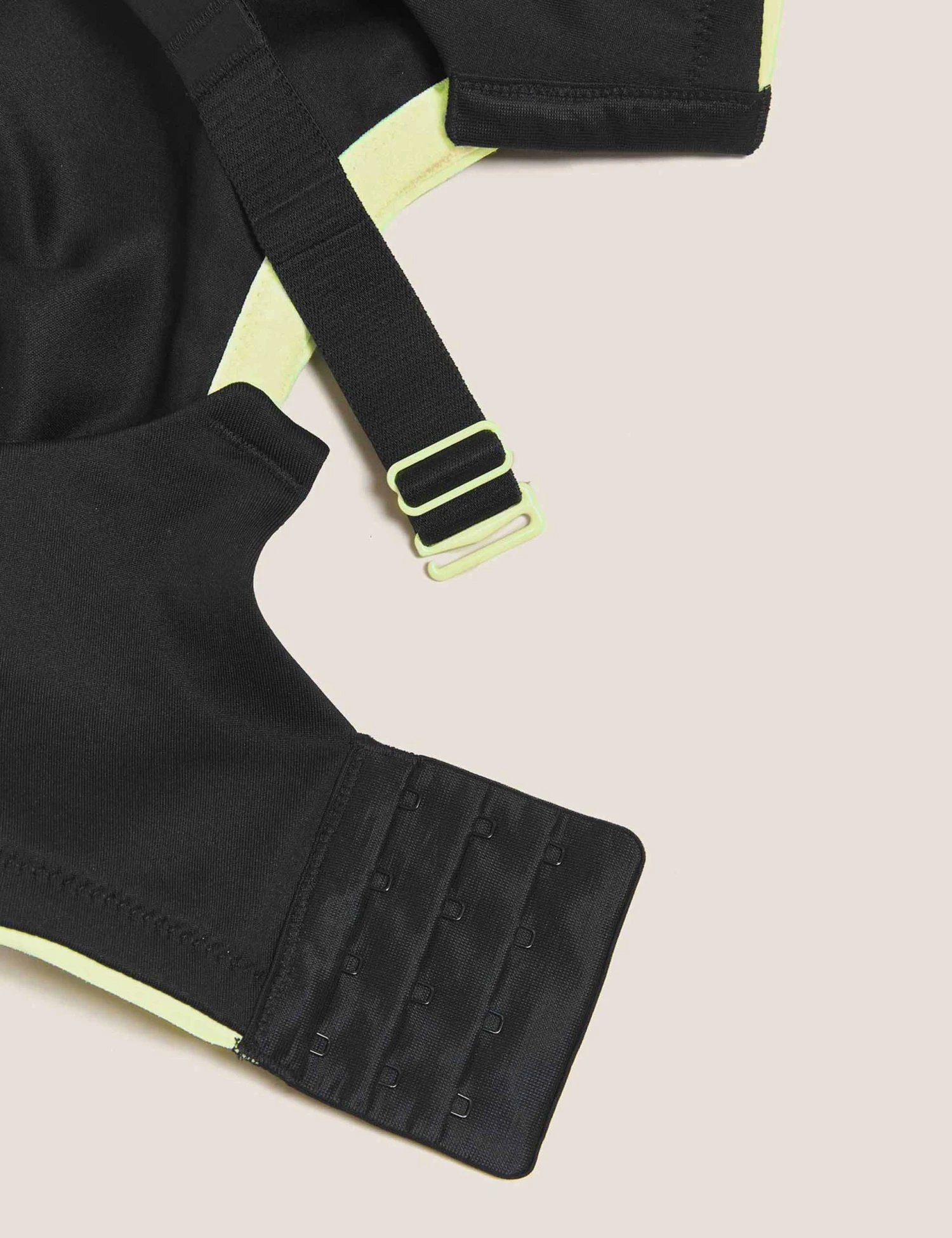 Extra High Impact Serious Sports Bra B-G - Black 5 Extra High Impact Serious Sports Bra B-G - Black - Image 5