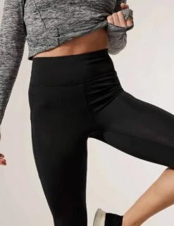 Go Move Cropped Gym Leggings - Black -Outlet Elevate Activewear Store goodmove go move cropped gym leggings black T51 6543 7