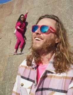 Goodr Flamingos On A Booze Cruise - Pink -Outlet Elevate Activewear Store goodr sunglasses flamingos on a booze cruise pink 3