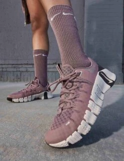 Nike Free Metcon 5 Shoes - Smokey Mauve/Platinum Violet/Light Bone/Velvet Brown -Outlet Elevate Activewear Store nike free metcon 5 shoes mauve violet bone brown dv3950 201 7