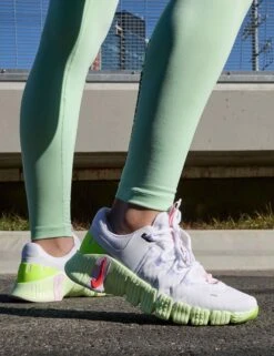 Nike Free Metcon 5 Shoes - White/Bright Crimson/Barely Volt 14 Nike Free Metcon 5 Shoes - White/Bright Crimson/Barely Volt -Outlet Elevate Activewear Store nike free metcon 5 shoes white crimson volt dv3950 104 6