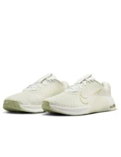 Nike Metcon 9 Premium Shoes - Sea Glass/Summit White/Olive Aura/Metallic Gold Star -Outlet Elevate Activewear Store nike metcon 9 premium shoes glass white olive gold fj1571 001 4