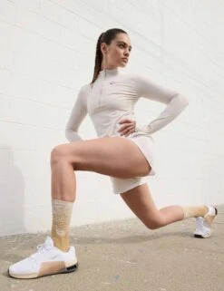 Nike Metcon 9 Shoes - White/Metallic Gold Grain/Sanddrift -Outlet Elevate Activewear Store nike metcon 9 shoes white grain sanddrift dz2537 104 5