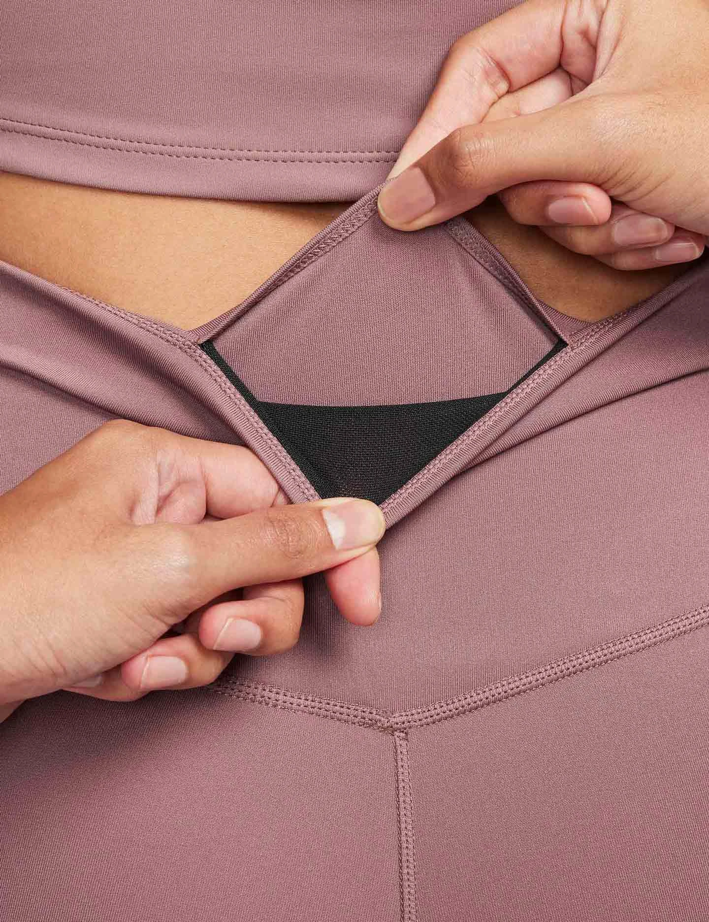 Nike One Leggings - Smokey Mauve/Black 4 Nike One Leggings - Smokey Mauve/Black - Image 4