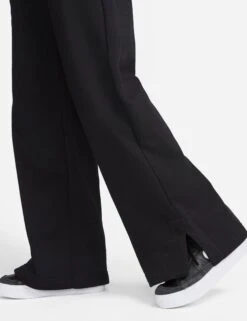 Nike Sportswear Phoenix Fleece Tracksuit Bottoms - Black/White 10 Nike Sportswear Phoenix Fleece Tracksuit Bottoms - Black/White -Outlet Elevate Activewear Store nike sportswear phoenix fleece tracksuit bottoms black white dq5615 010 5