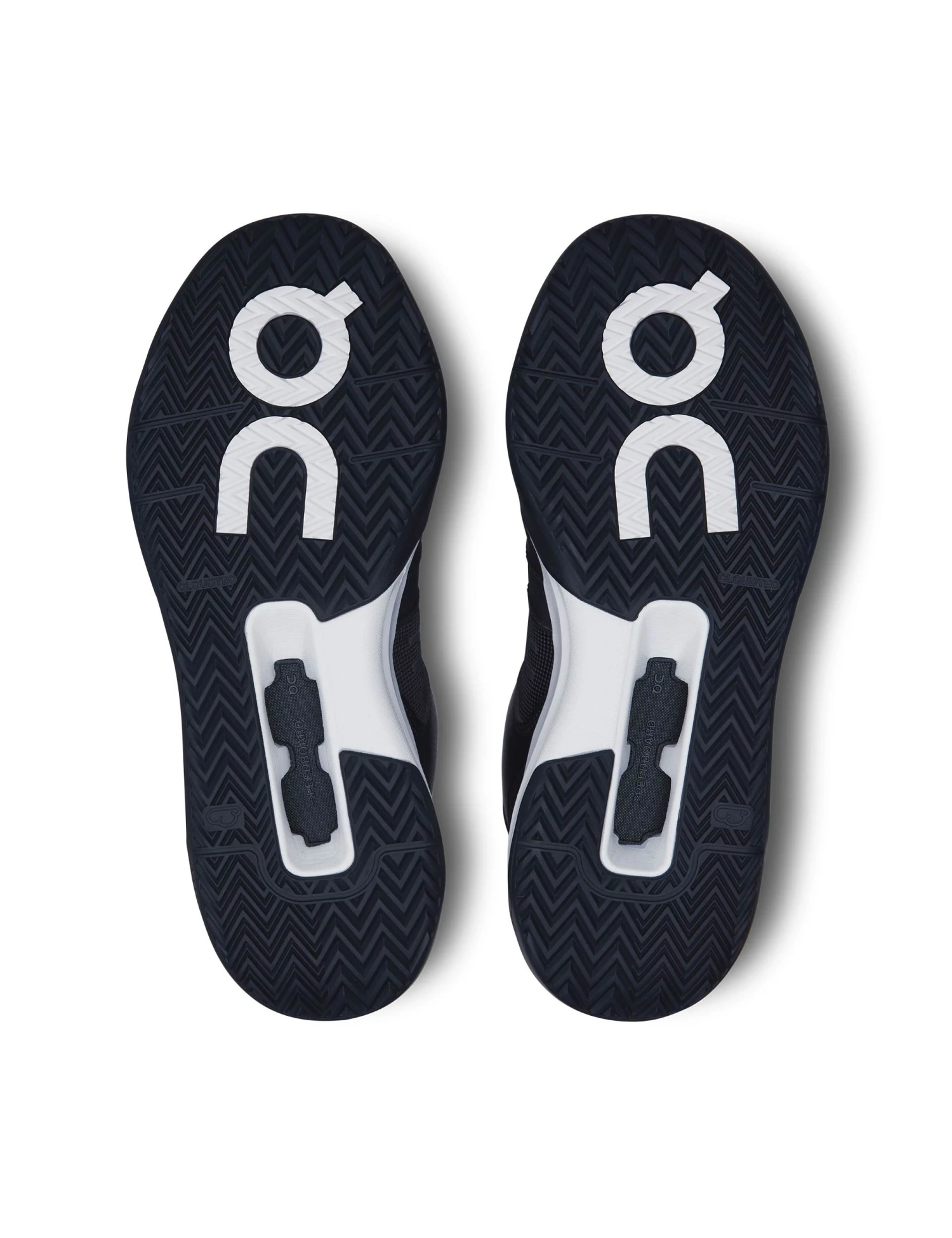 On Running THE ROGER Clubhouse Pro - Black/White 6 On Running THE ROGER Clubhouse Pro - Black/White - Image 6