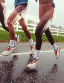 On Running Cloudstratus 3 - Undyed-White/Sand -Outlet Elevate Activewear Store on running w cloudstratus 3 undyed white sand 3WD30121148 7