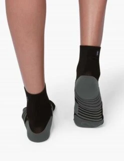 On Running Mid Sock - Black/Shadow -Outlet Elevate Activewear Store on running w mid sock black shadow 5