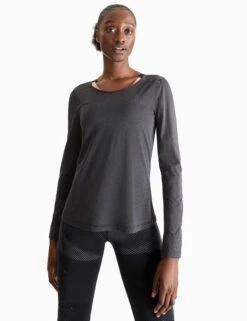 On Running Performance Long-T Lumos - Black/Iron