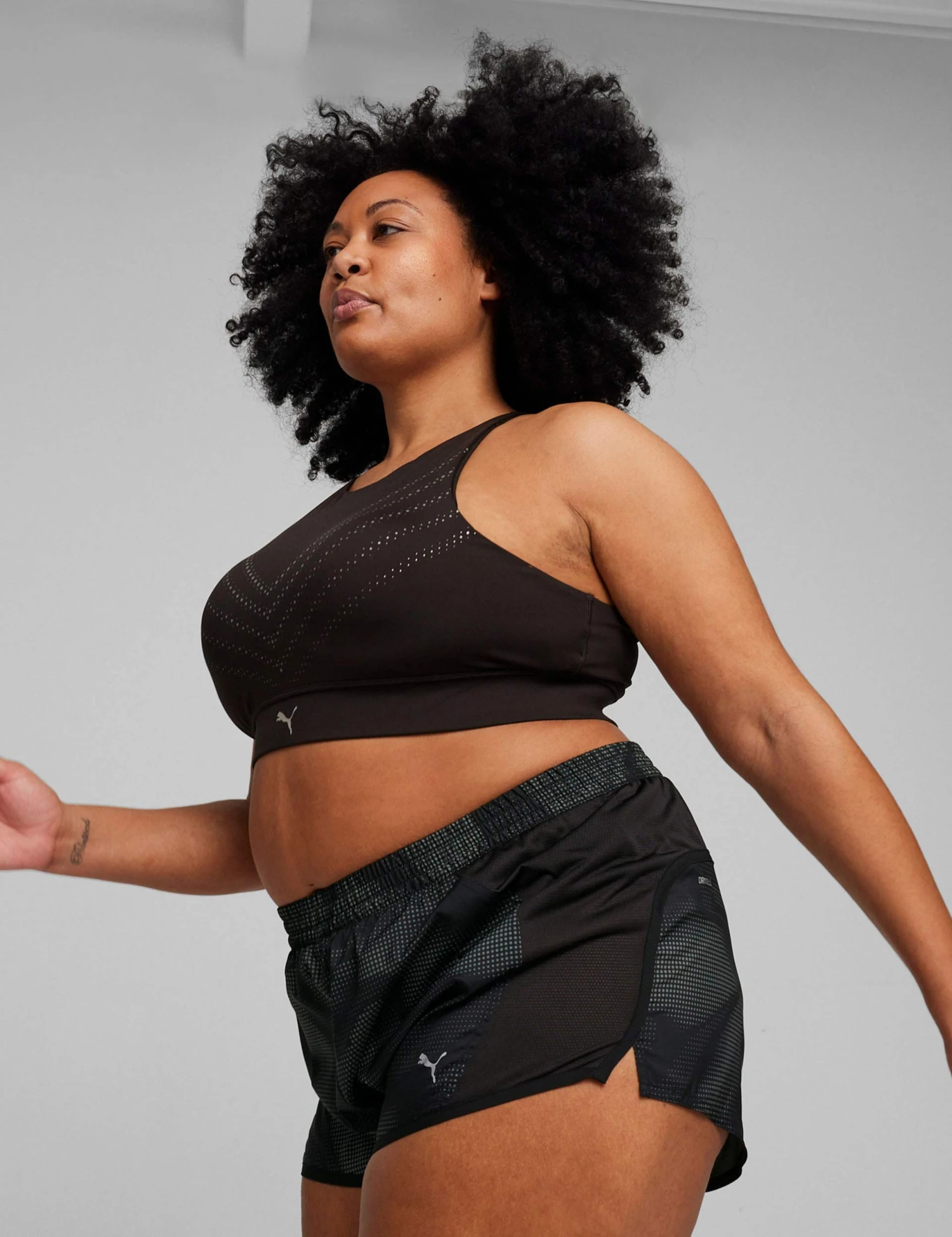 Puma PWR Ultraform Graphic Bra - Black 5 Puma PWR Ultraform Graphic Bra - Black - Image 5