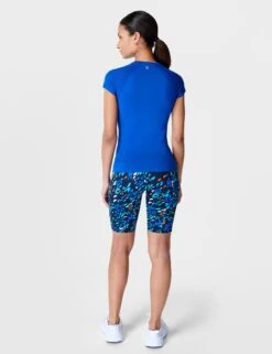 Sweaty Betty Athlete Seamless Gym T-Shirt - Lightning Blue 7 Sweaty Betty Athlete Seamless Gym T-Shirt - Lightning Blue -Outlet Elevate Activewear Store sweaty betty athlete seamless gym t shirt lightning blue sb6546 2