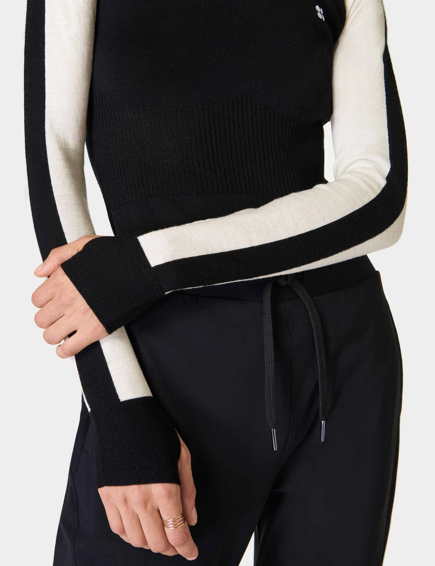Sweaty Betty Colour Block Merino Base Layer Top - Black 4 Sweaty Betty Colour Block Merino Base Layer Top - Black - Image 4