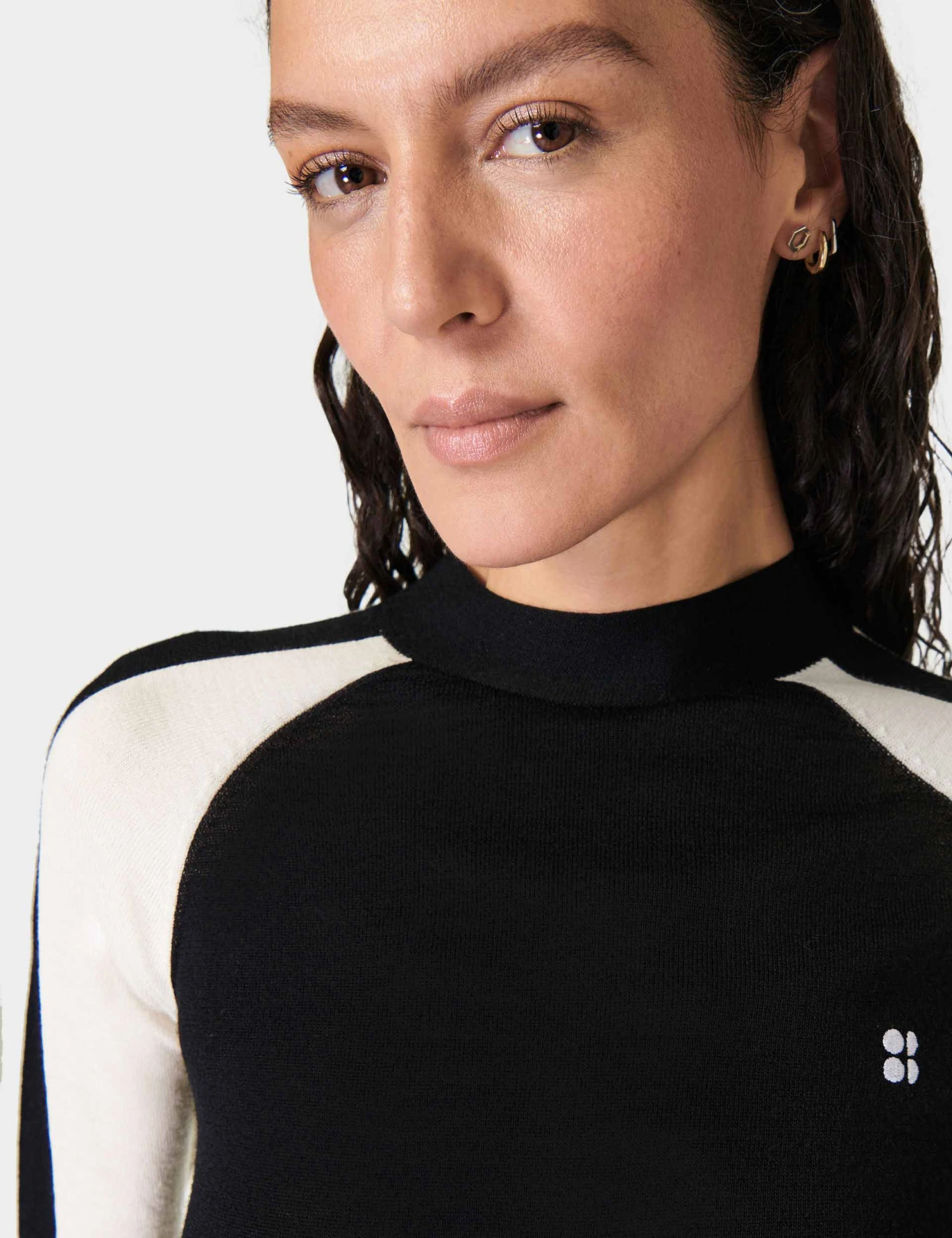 Sweaty Betty Colour Block Merino Base Layer Top - Black 3 Sweaty Betty Colour Block Merino Base Layer Top - Black - Image 3