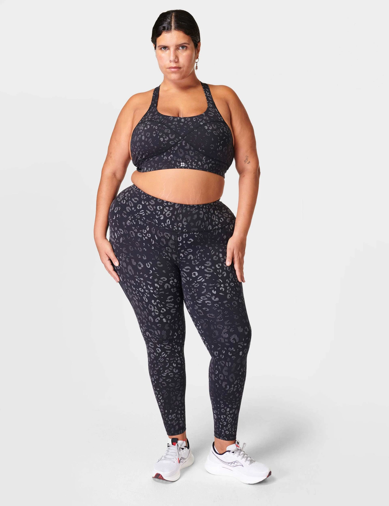 Sweaty Betty Power Medium Support Sports Bra - Black Reflective Leopard Print 3 Sweaty Betty Power Medium Support Sports Bra - Black Reflective Leopard Print - Image 3