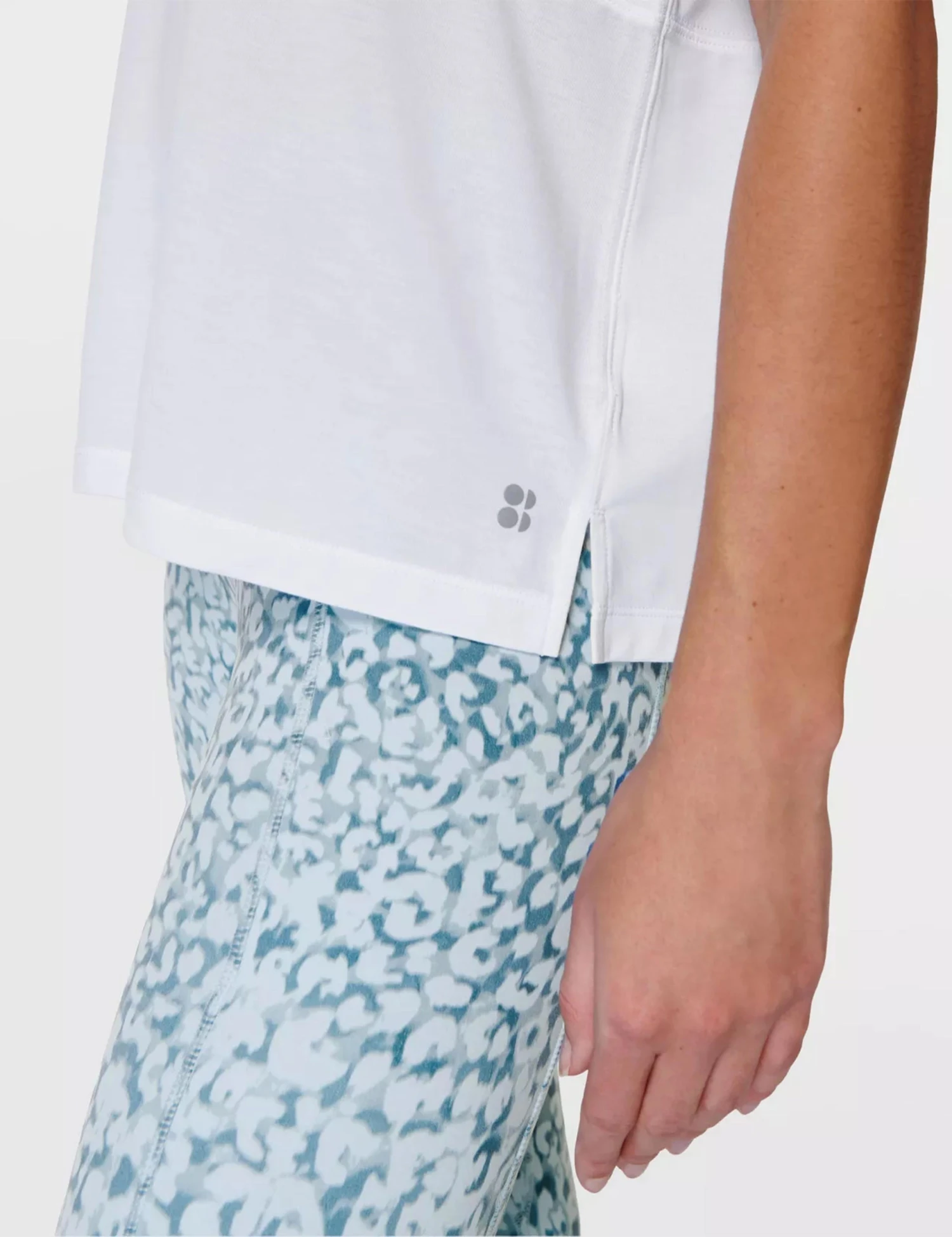 Sweaty Betty Soft Flow Studio T-Shirt - White 4 Sweaty Betty Soft Flow Studio T-Shirt - White - Image 4