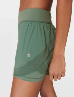 Sweaty Betty Tempo Run Shorts - Cool Forest Green -Outlet Elevate Activewear Store sweaty betty tempo run shorts cool forest green sb8828 3