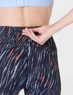 Sweaty Betty Zero Gravity 7/8 Running Tight - Blue Ripple Tie Dye -Outlet Elevate Activewear Store sweaty betty zero gravity 7 8 running tight blue ripple tie dye sb9187a 7