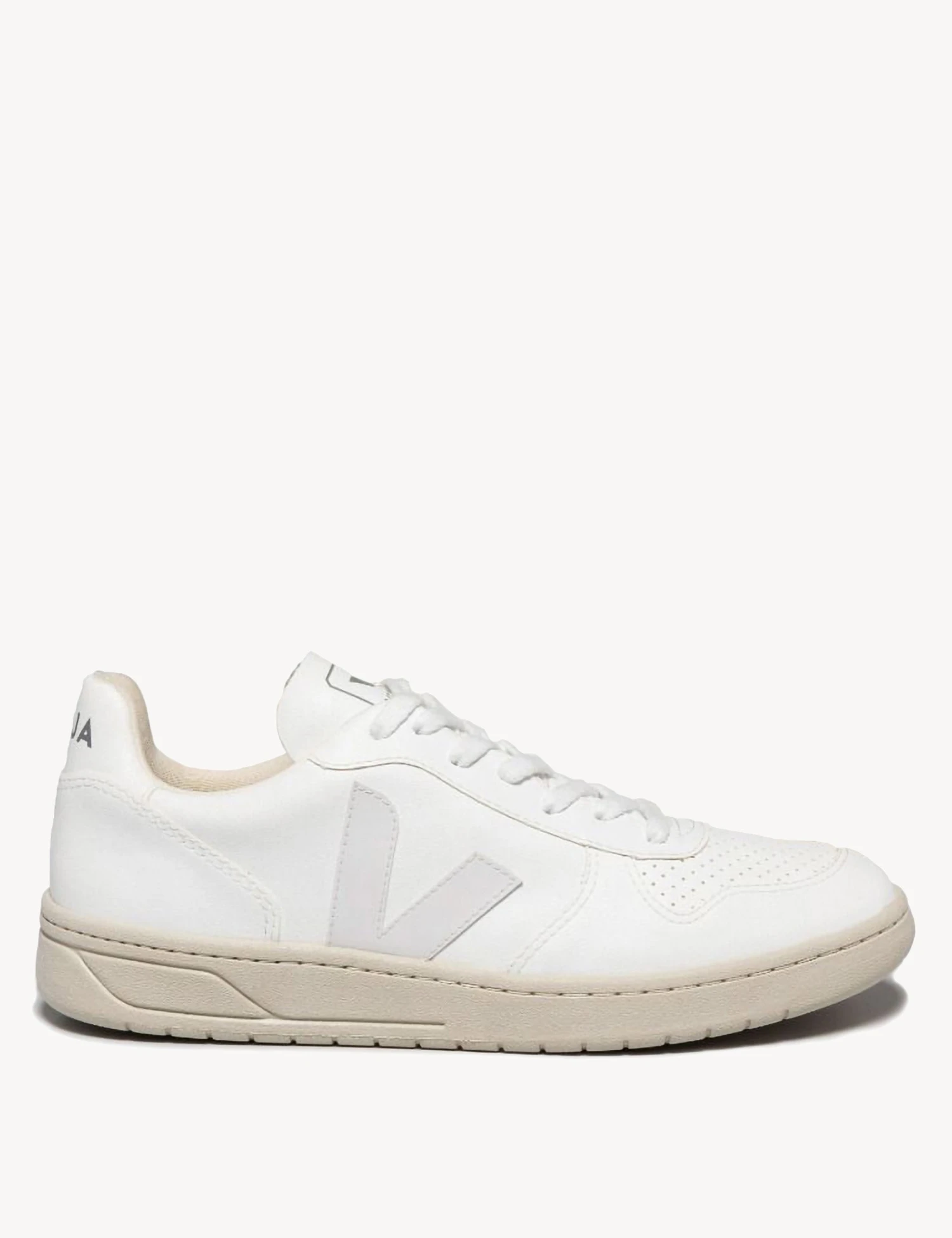 Veja V-10 CWL - Full White 1 Veja V-10 CWL - Full White